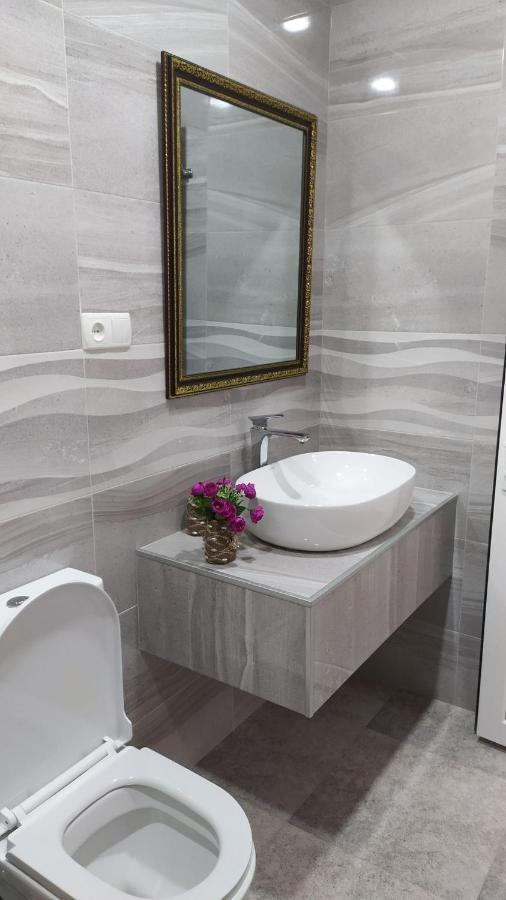 Elegant Hotel Kutaisi Zewnętrze zdjęcie